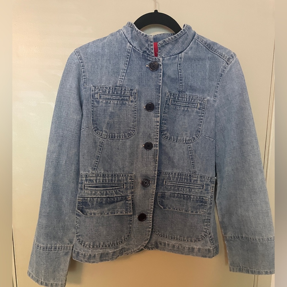 Gloria Vanderbilt size small jeans, jacket